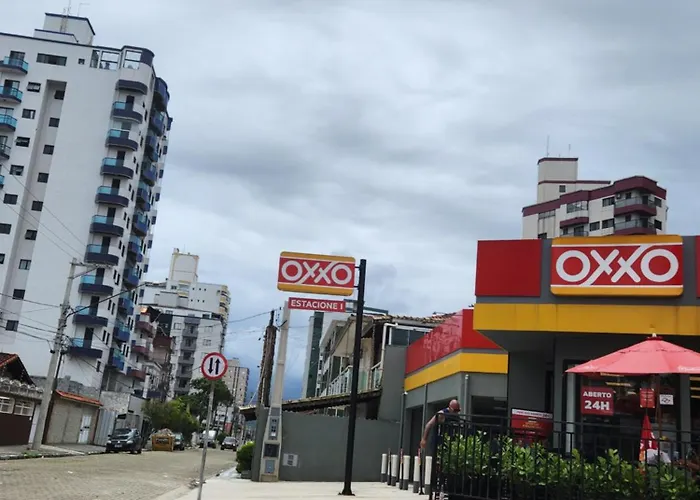 Apto Em Praia Grande - Ocian, 100M Da Praia, Garagem E Wi-Fi